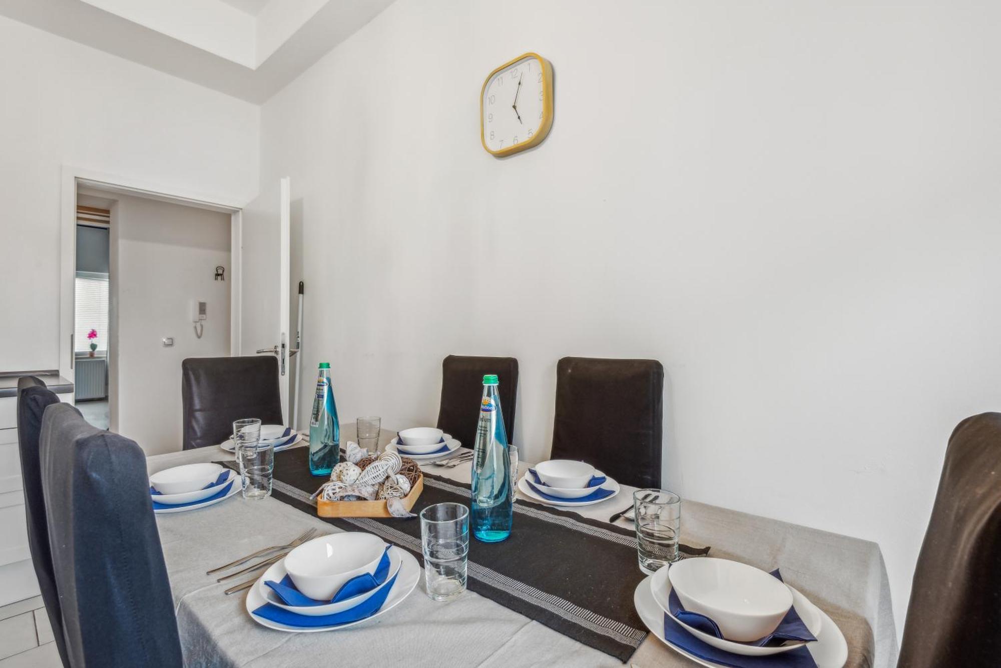 Zentrale Lage ... Ideal Fuer Geschaeftsleute, Monteure, Familien...3 Zimmer, Wlan, Smarttv ميتمان المظهر الخارجي الصورة